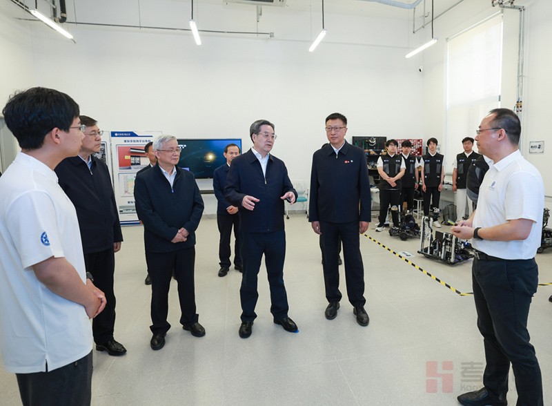 丁薛祥在调研基础研究时强调 深入贯彻落实加强基础研究座谈会精神 全面提升基础研究水平和原始创新能力_加强基础研究注重原始创新_